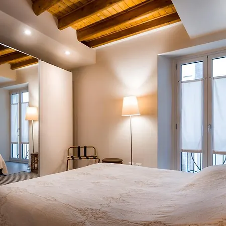 Apartment Collegio Dei Dottori 3 *